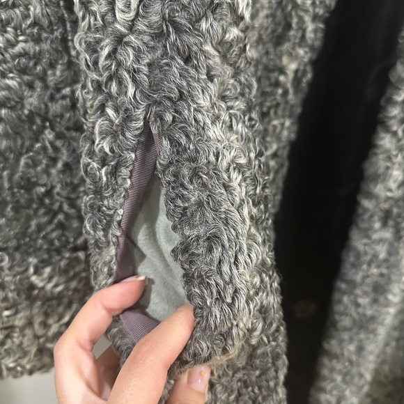 Gray Teddy/Lambs Jacket/Coat with Cozy Texture and Classic Silhouette. - Picture 7 of 16